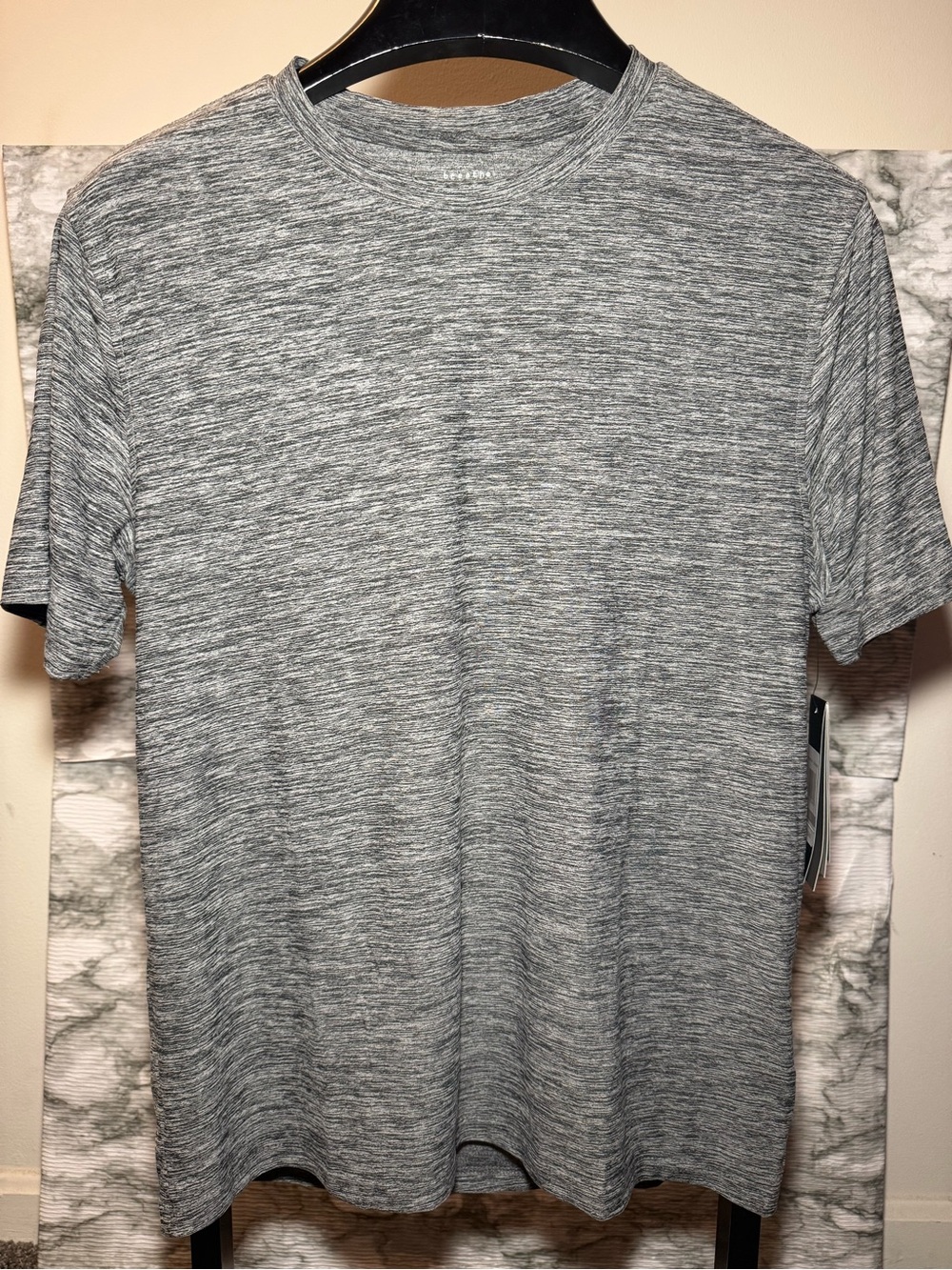 ⭐️3/$20 NWT Men’s Leg3nd Performance Tee Gray Black Size L Comfort Fit